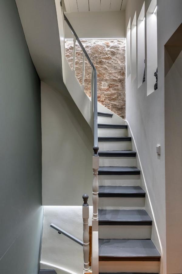 The Heart Of Syra - Your Home In Ermoupolis Exterior photo
