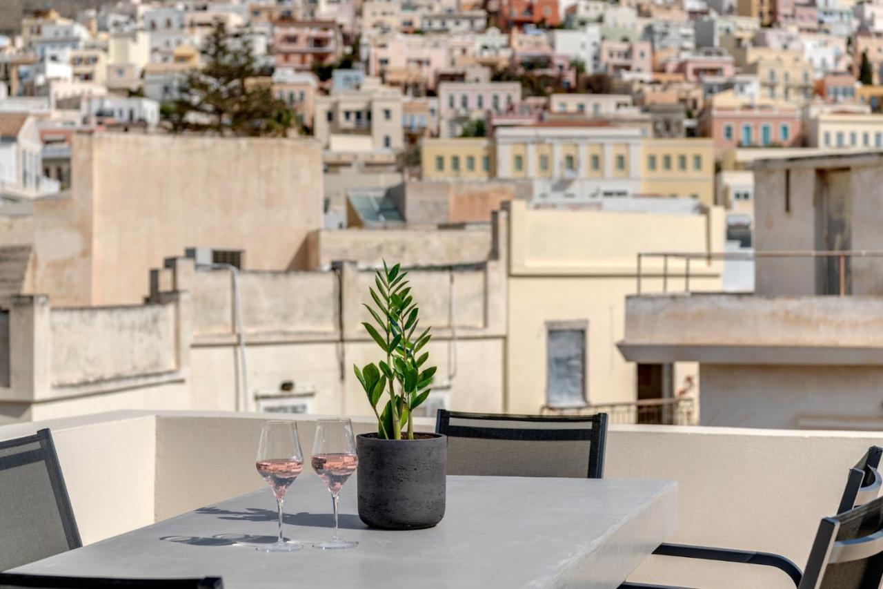 The Heart Of Syra - Your Home In Ermoupolis Exterior photo